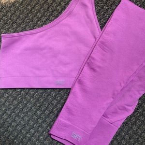 Revolve & Set Active set